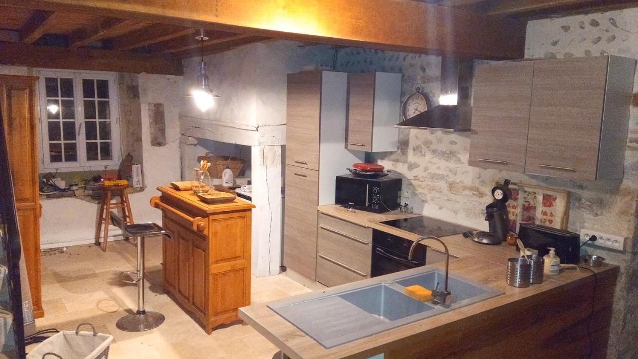 Gite De 6 A 14 Pers Avec Piscine-Jacuzzi- Salle Des Fetes Bastanes Экстерьер фото